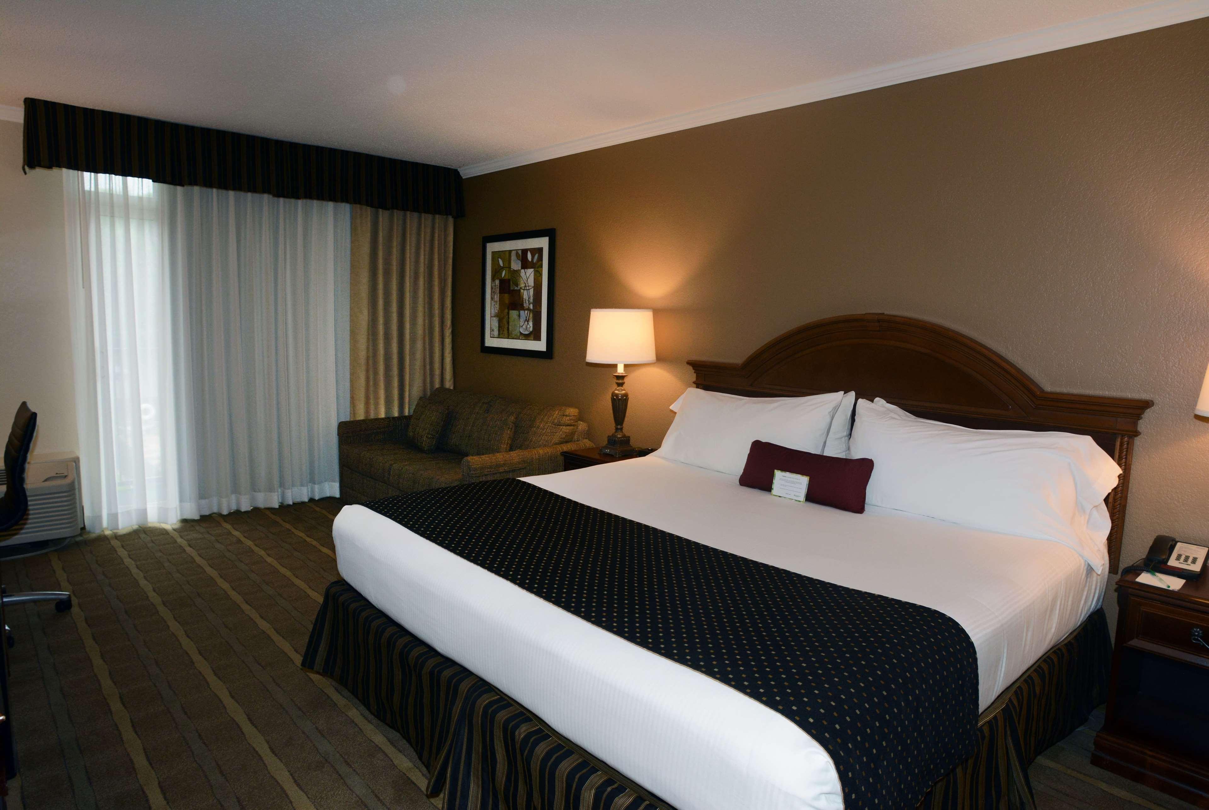 Hotel Wyndham Garden Warsaw Exterior foto